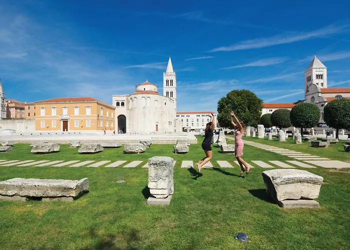 Gorgeous In * Benkovac