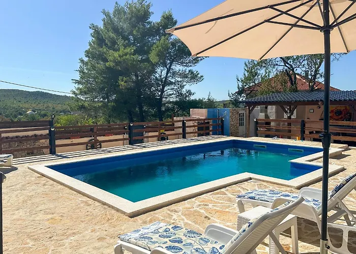 Gorgeous In Nyaraló