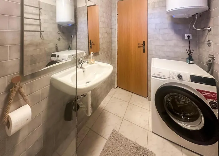 Gorgeous In Nyaraló *